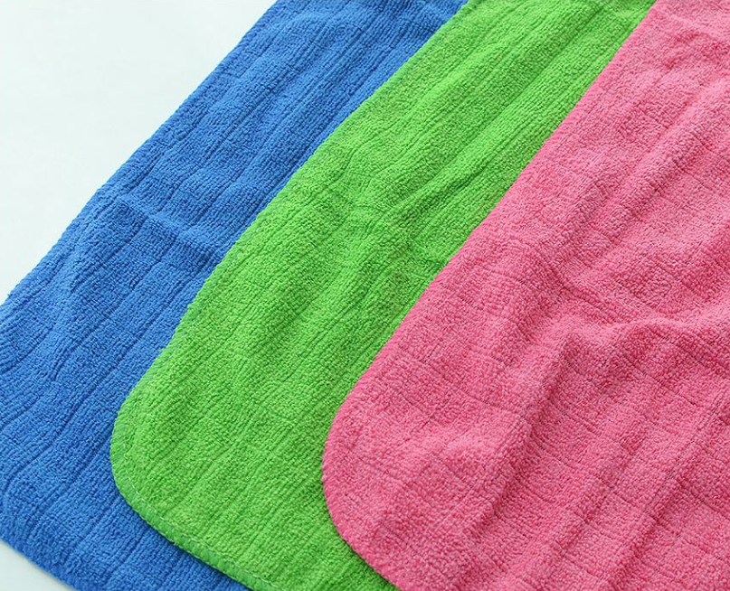 Washable/Reusable All Purpose Small Microfiber Cleaning Towels (Pack of 4 pcs)