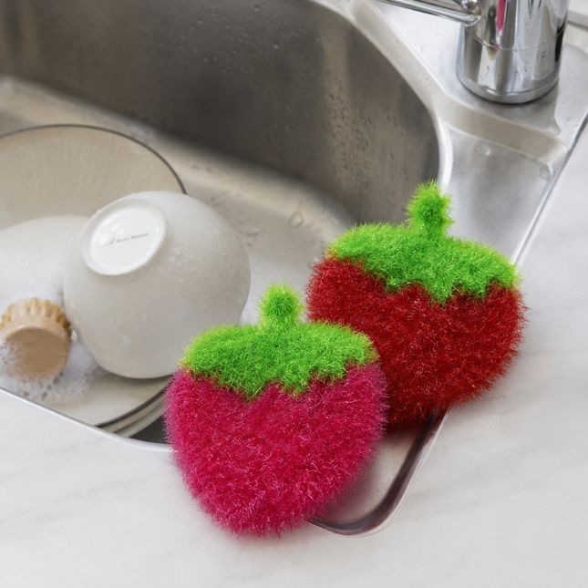Joylife Handmade Knitted Acrylic Strawberry Tawashi Scrubber (2 Colors) – Made in Korea – Kitchen Cleaner