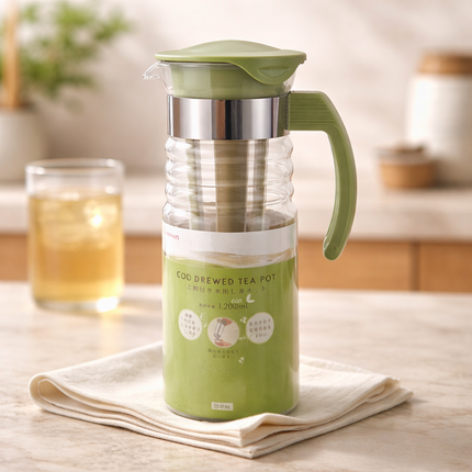 Hario Cold Brew Tea Pot (1.2L / 40.6 oz) – Heatproof Glass Cold Brew Pitcher with Fine Mesh Strainer – Made in Japan