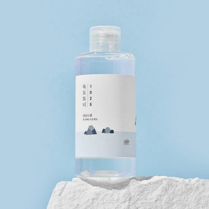 ROUND LAB 1025 Dokdo Toner – Hydrating & Gentle Exfoliating Toner with Deep Sea Water (200ml / 6.76 fl oz) - Made in Korea